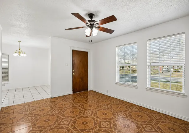 Photo 4 of Sale Pending at 3708 Davila Dr, Dallas, TX 75220 | MLS# 21379770 | Listing updated on 2026-09-21