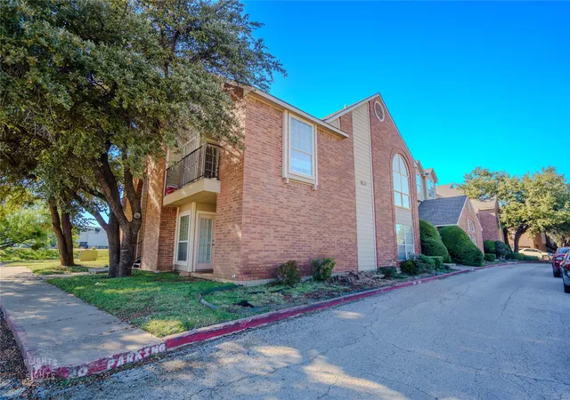 Photo 1 of Sale Pending at 1302 Westheimer Rd #101, Abilene, TX 79601 | MLS# 21381010 | Listing updated on 2026-09-27