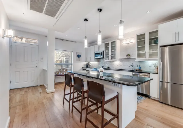 Photo 1 of Sale Pending at 7404 W Northwest Hwy #3, Dallas, TX 75225 | MLS# 21382926 | Listing updated on 2026-10-21