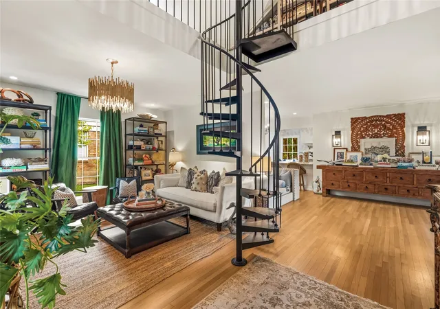 Photo 4 of Single family home for sale at 608 Monte Vista Dr, Dallas, TX 75223 | MLS# 21375221 | Listing updated on 2026-10-06