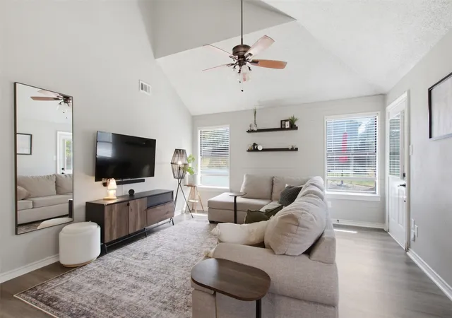 Photo 4 of Single family home for sale at 10117 Leatherwood Dr, Fort Worth, TX 76108 | MLS# 21381486 | Listing updated on 2026-09-11