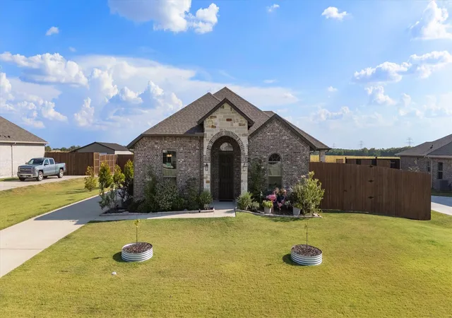 Photo 1 of Single family home for sale at 1953 Creekview Ln, Josephine, TX 75173 | MLS# 21377935 | Listing updated on 2026-10-02