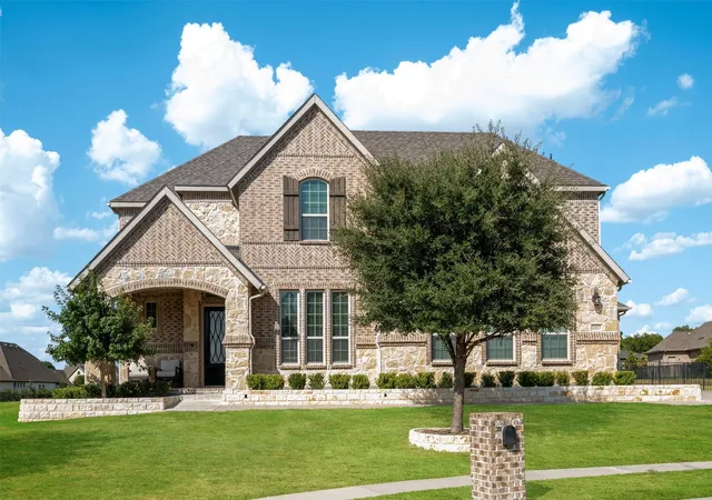 Photo 2 of Single family home for sale at 2427 Debracie Ct, Forney, TX 75126 | MLS# 21382159 | Listing updated on 2026-09-17