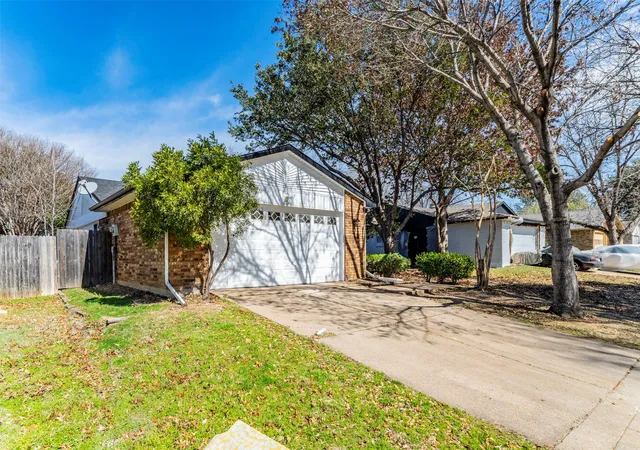 Photo 1 of Single family home for sale at 4009 Juneberry St, Fort Worth, TX 76137 | MLS# 21383148 | Listing updated on 2026-09-11