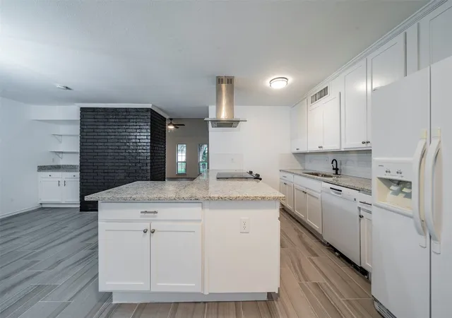 Photo 4 of Single family home for sale at 4009 Juneberry St, Fort Worth, TX 76137 | MLS# 21383148 | Listing updated on 2026-09-11