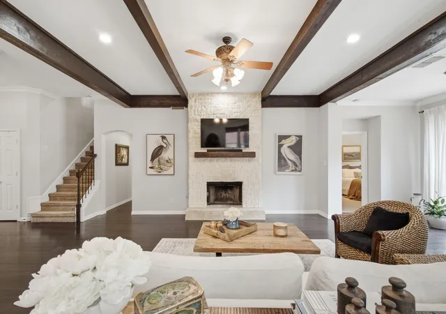 Photo 3 of Single family home for sale at 1902 Clear Crk Dr, Weatherford, TX 76087 | MLS# 21382989 | Listing updated on 2026-09-11