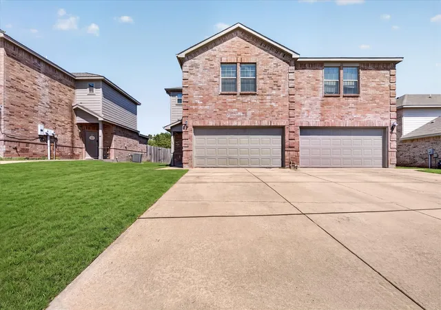 Photo 2 of Single family home for sale at 606 E College St, Princeton, TX 75407 | MLS# 21343174 | Listing updated on 2026-09-25