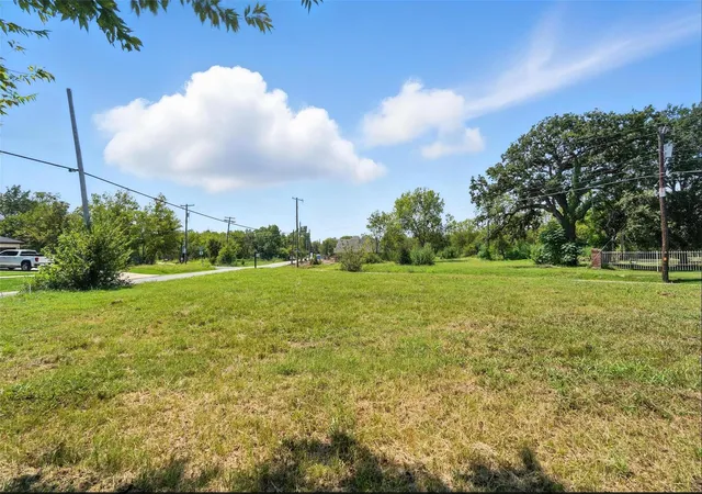Photo 3 of Land for sale at 0000 Mineral Wells St, Terrell, TX 75160 | MLS# 21383295 | Listing updated on 2026-09-11