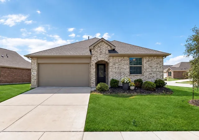 Photo 1 of Single family home for sale at 2000 Angus Dr, Little Elm, TX 75068 | MLS# 21383183 | Listing updated on 2026-09-13
