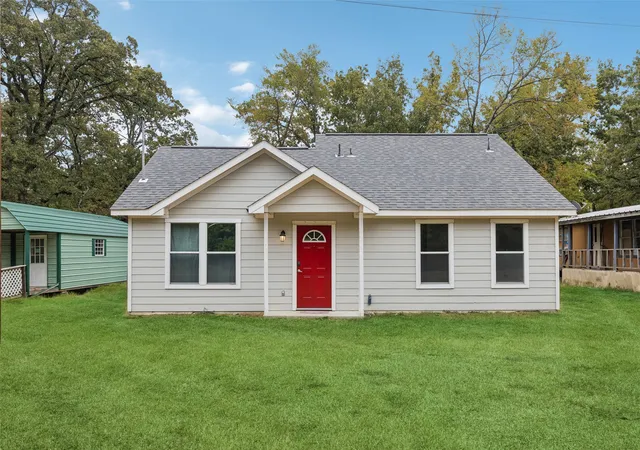 Photo 1 of Single family home for sale at 7570 Double Brg Rd, Mabank, TX 75156 | MLS# 21378912 | Listing updated on 2026-09-11
