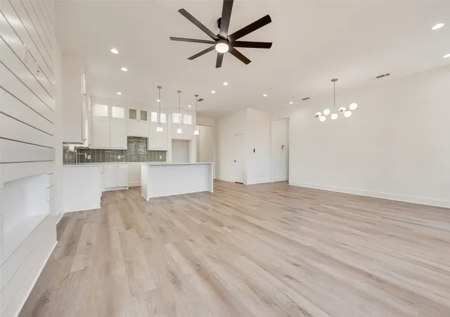Photo 4 of Single family home for sale at 3722 Sonora Ave, Dallas, TX 75216 | MLS# 21383424 | Listing updated on 2026-09-11