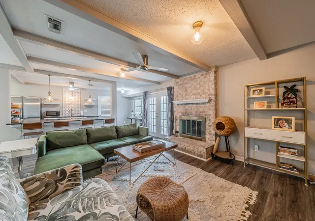 Photo 4 of Single family home for sale at 4001 Reagan Dr, Fort Worth, TX 76116 | MLS# 21383407 | Listing updated on 2026-09-12