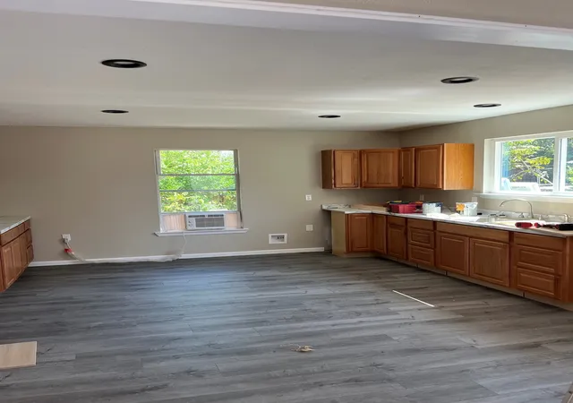 Photo 3 of Single family home for sale at 1619 Lane St, Brownwood, TX 76801 | MLS# 21375006 | Listing updated on 2026-09-11