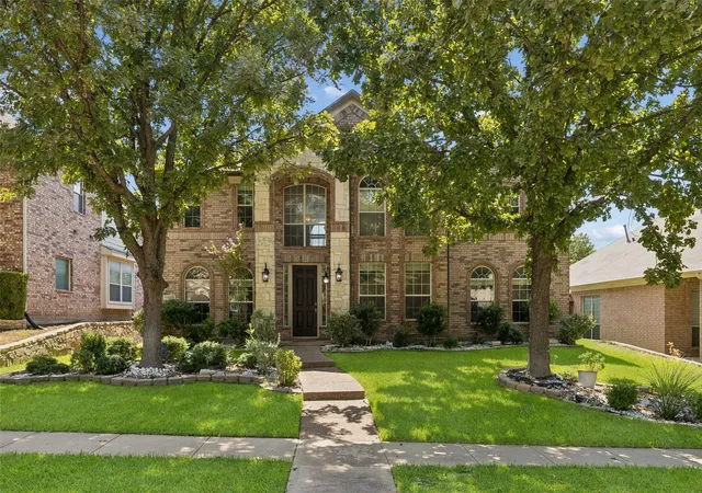 Photo 1 of Single family home for sale at 10009 Bradford Grv Dr, Frisco, TX 75035 | MLS# 21382490 | Listing updated on 2026-09-19