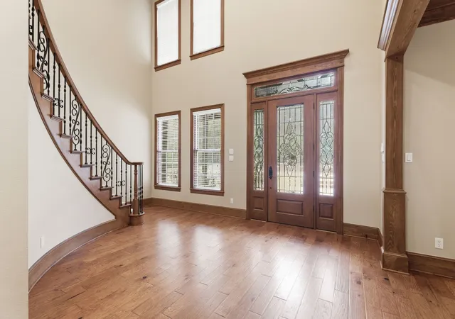 Photo 4 of Single family home for sale at 3814 Brighton Crk Cir, Tyler, TX 75707 | MLS# 21383432 | Listing updated on 2026-09-25