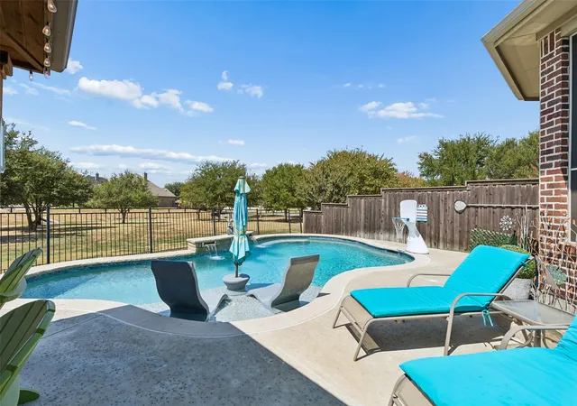 Photo 1 of Single family home for sale at 7625 Ridgedale Ct, Sachse, TX 75048 | MLS# 21383061 | Listing updated on 2026-09-11