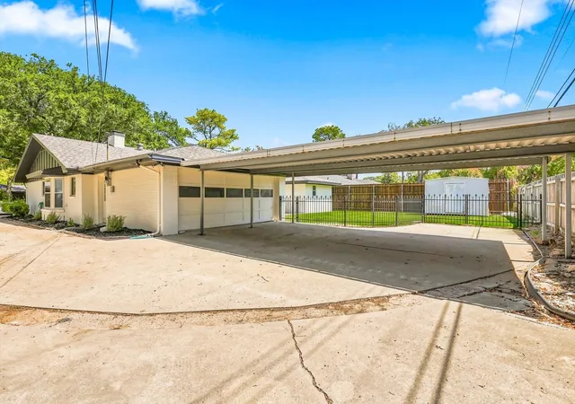 Photo 40 of Single family home for sale at 305 Brookview Dr, Hurst, TX 76054 | MLS# 21382020 | Listing updated on 2026-09-12