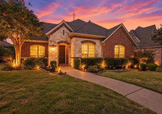 Photo 4 of Single family home for sale at 13459 Clifton Dr, Frisco, TX 75035 | MLS# 21382560 | Listing updated on 2026-09-11
