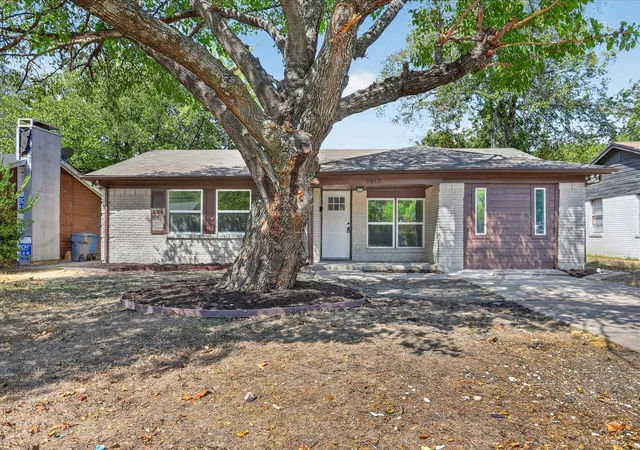 Photo 3 of Single family home for sale at 7917 Woodshire Dr, Dallas, TX 75232 | MLS# 21382726 | Listing updated on 2026-10-03