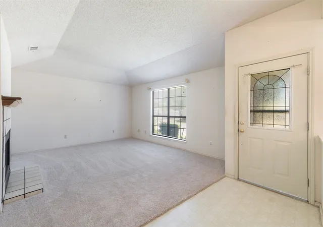 Photo 3 of Single family home for sale at 1002 Courtney Dr, Mesquite, TX 75150 | MLS# 21380942 | Listing updated on 2026-09-29