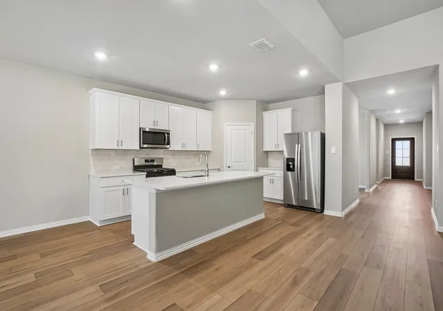 Photo 1 of Sale Pending at 2401 Grand Teton Dr, Anna, TX 75409 | MLS# 21381521 | Listing updated on 2026-10-02