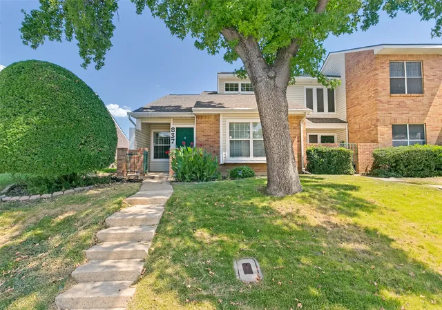 Photo 2 of Sale Pending at 837 Summercreek Dr, Lewisville, TX 75067 | MLS# 21381544 | Listing updated on 2026-09-25