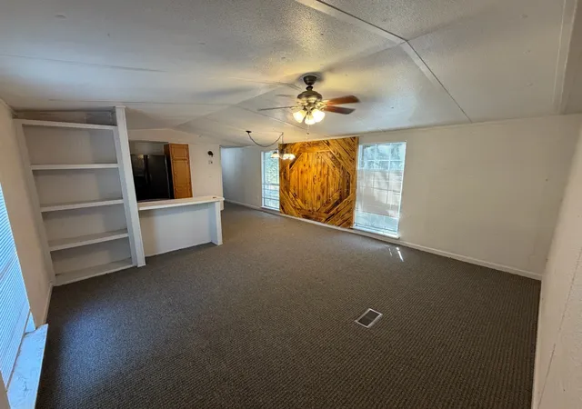 Photo 4 of Manufactured home for sale at 3278 Cedar Bnd Dr, Wills Point, TX 75169 | MLS# 21383373 | Listing updated on 2026-09-14