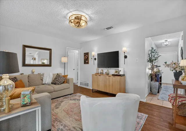 Photo 3 of Sale Pending at 209 S Scott St, Burleson, TX 76028 | MLS# 21381917 | Listing updated on 2026-10-05