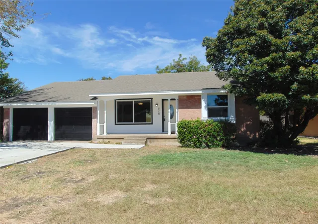 Photo 1 of Single family home for sale at 518 Vernet St, Richardson, TX 75080 | MLS# 21370454 | Listing updated on 2026-09-11