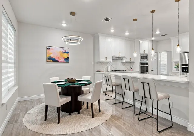 Photo 2 of Single family home for sale at 7113 Top Rail Run, Fort Worth, TX 76179 | MLS# 21383169 | Listing updated on 2026-09-14