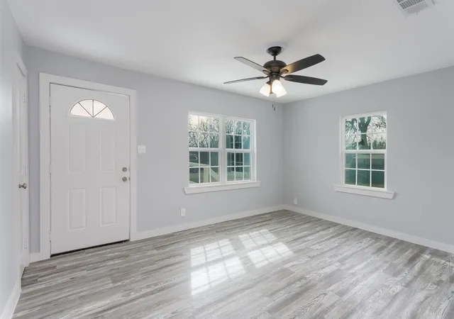 Photo 4 of Single family home for sale at 310 Dogwood Ave, Princeton, TX 75407 | MLS# 21381867 | Listing updated on 2026-09-14