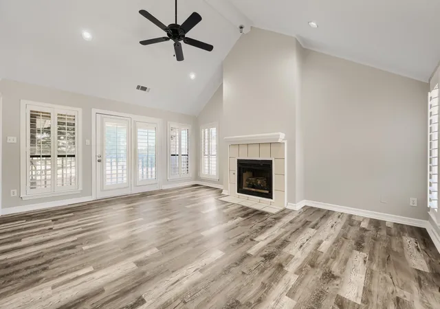 Photo 3 of Single family home for sale at 100 Coventry Ct, Irving, TX 75061 | MLS# 21261756 | Listing updated on 2026-09-11