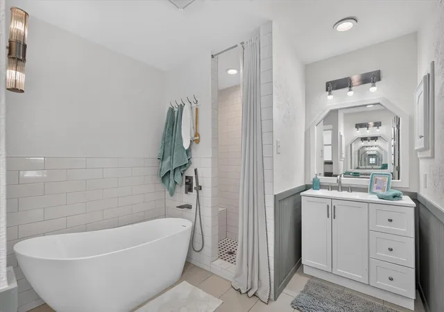 Photo 3 of Single family home for sale at 1000 Cherry Ct, Hurst, TX 76053 | MLS# 21380956 | Listing updated on 2026-09-14