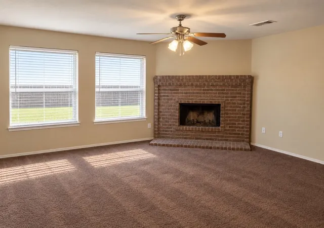 Photo 2 of Single family home for sale at 201 Pagoda Dr, Anna, TX 75409 | MLS# 21383591 | Listing updated on 2026-09-15