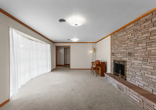 Photo 4 of Sale Pending at 1152 W California St, Seymour, TX 76380 | MLS# 21381737 | Listing updated on 2026-09-29
