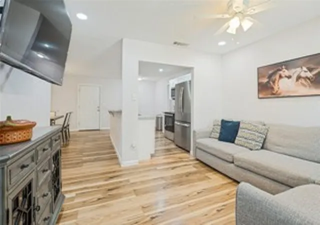 Photo 2 of Single family home for sale at 3540 Frosty Trl, Dallas, TX 75241 | MLS# 21382392 | Listing updated on 2026-09-11
