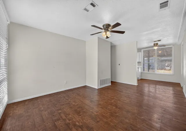 Photo 4 of Single family home for sale at 3545 Regal Rd, Fort Worth, TX 76111 | MLS# 21383545 | Listing updated on 2026-09-11