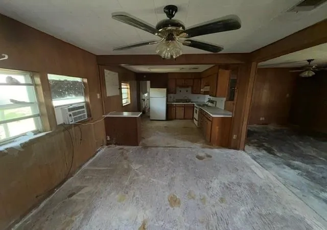 Photo 3 of Single family home for sale at 675 Fm 1713, Whitney, TX 76692 | MLS# 21380782 | Listing updated on 2026-09-11