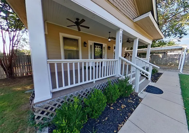 Photo 4 of Single family home for sale at 108 S 2nd Street, Godley, TX 76044 | MLS# 21383001 | Listing updated on 2026-09-11