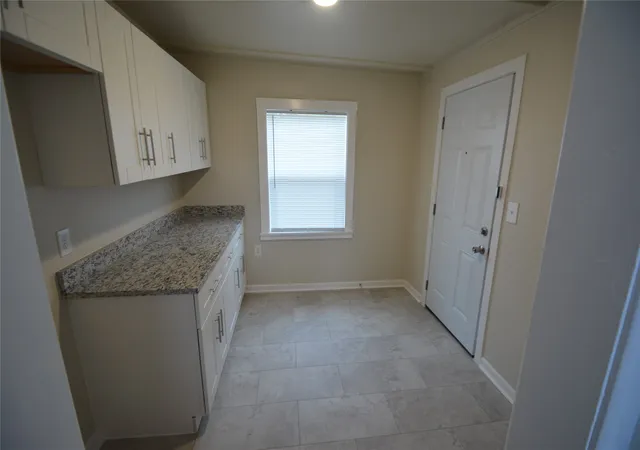 Photo 4 of Single family home for sale at 5309 Stanley Ave, Fort Worth, TX 76115 | MLS# 21383656 | Listing updated on 2026-09-11