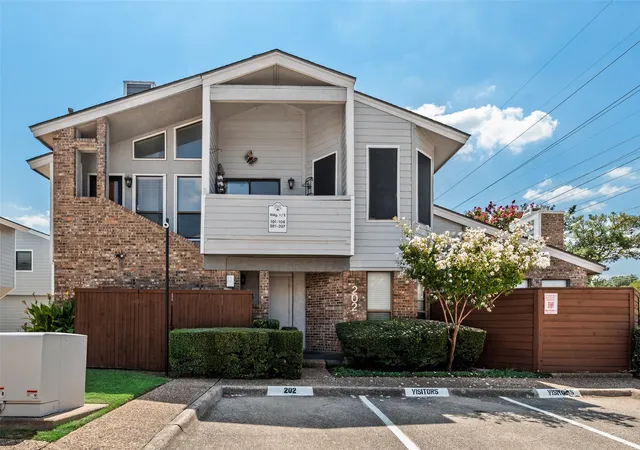 Photo 2 of Condo for sale at 17490 Meandering Way #202, Dallas, TX 75252 | MLS# 21382376 | Listing updated on 2026-09-11
