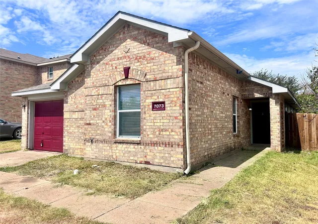 Photo 3 of Single family home for sale at 7073 Wax Berry Dr, Dallas, TX 75249 | MLS# 21383286 | Listing updated on 2026-09-12