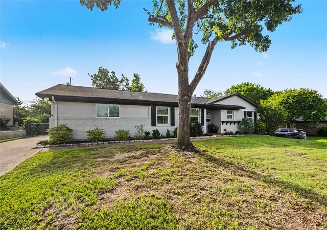 Photo 2 of Single family home for sale at 9324 Clearwater Dr, Dallas, TX 75243 | MLS# 21370114 | Listing updated on 2026-09-13