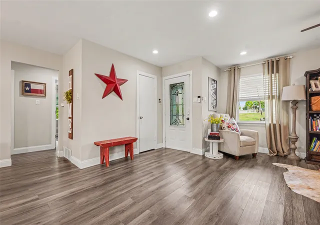 Photo 3 of Single family home for sale at 9324 Clearwater Dr, Dallas, TX 75243 | MLS# 21370114 | Listing updated on 2026-09-13