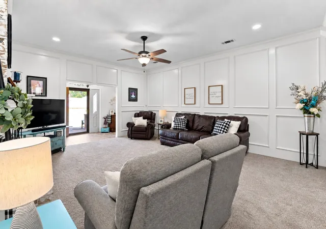 Photo 4 of Single family home for sale at 802 Autumn Hl Dr, Wylie, TX 75098 | MLS# 21382306 | Listing updated on 2026-10-03