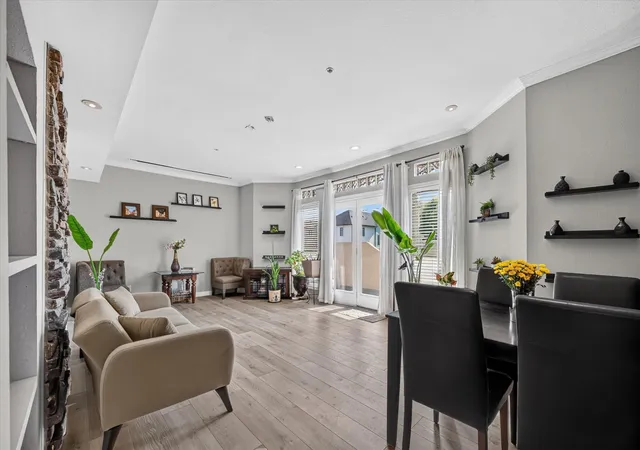 Photo 2 of Condo for sale at 4040 Avondale Ave #309, Dallas, TX 75219 | MLS# 21368839 | Listing updated on 2026-09-11