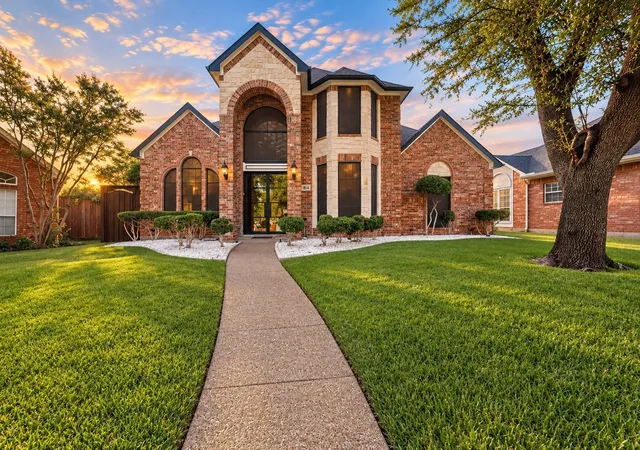 Photo 2 of Single family home for sale at 1814 Forest Meadow Ln, Richardson, TX 75081 | MLS# 21379914 | Listing updated on 2026-09-12