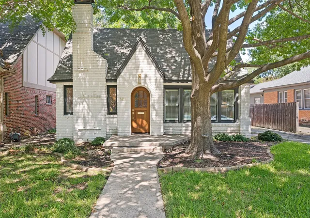 Photo 1 of Single family home for sale at 5211 Goodwin Ave, Dallas, TX 75206 | MLS# 21383651 | Listing updated on 2026-09-11
