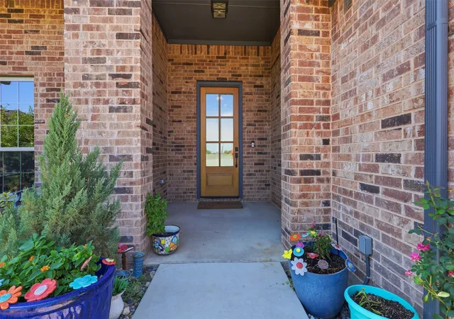 Photo 2 of Single family home for sale at 8223 Loar Ct, Fort Worth, TX 76126 | MLS# 21383644 | Listing updated on 2026-09-13
