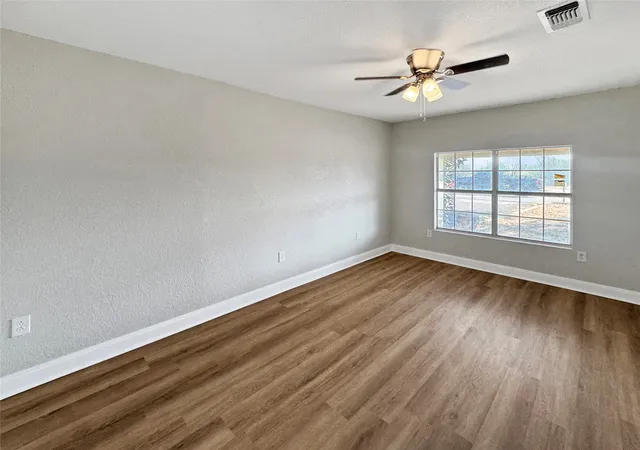 Photo 4 of Single family home for sale at 1201 Hickory, Sweetwater, TX 79556 | MLS# 21383668 | Listing updated on 2026-09-11